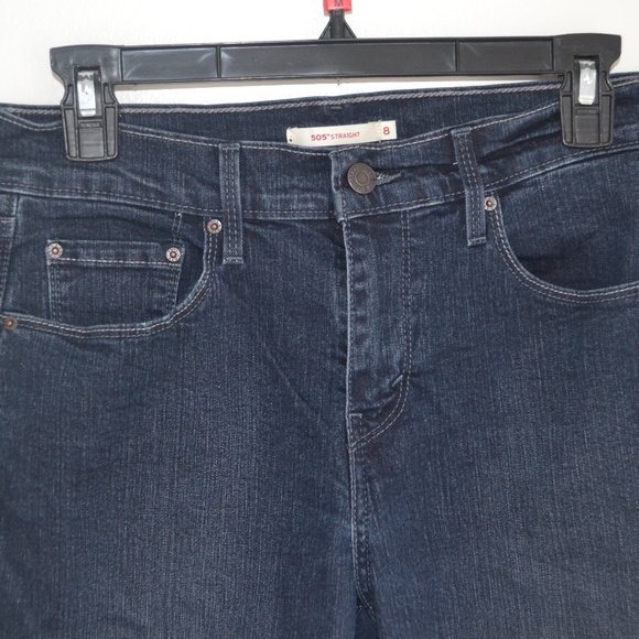 Levis Jeans - Picture 3 of 6